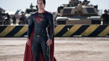 2分钟看《超人钢铁之躯》，大场面制作，超人肌肉很足！