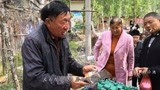 河南大叔庙上的农村妙语连珠引众人围观,不去德云社可惜了唐嫣演的古代电视剧都有哪些图片