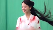 对着空气演戏的几位明星，赵丽颖演技太棒，杨蓉一脸享受，她最惨