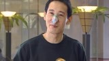 男子玩得一手好儿童心理学！汉堡可乐想要多少有多少