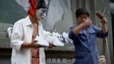 温州一家人：周万顺无奈亮出绝活，在街上表演木偶戏来卖鞋！