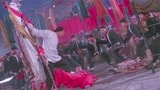 黄飞鸿：李连杰联手鬼脚七争狮王，打到赵天霸跪地求饶，解气！