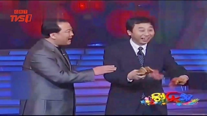 相声《旧曲新歌》:冯巩与郭冬临搞笑互怼,妙语连珠嗨翻全场