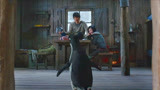南极之恋：赵又廷两人以为是野兽在敲门，却进来一只可爱的企鹅！