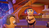 蜜蜂总动员：蜜蜂闯进别人家的蜂箱，差点被关在里面，有惊无险