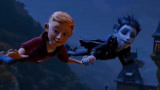 精灵小王子：吸血鬼和男孩成了朋友，悄悄带着男孩在天上飞