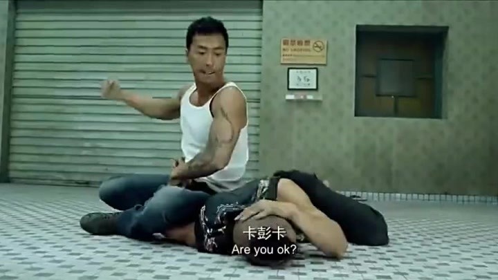 特殊身份:甄子丹单挑卢惠光,实打实的真功夫对决