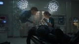 奇异博士：男子死亡之际，灵魂飘出来指导护士，护士直接被吓惨了