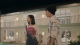 小鬼开车带吴宣仪看海 小鬼不让吴宣仪睡帐篷