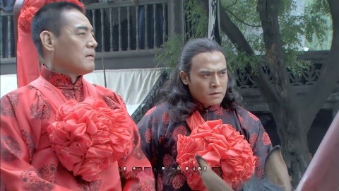 《打狗棍》两个接亲队伍撞在一起 到底谁该让路呢？