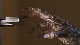 《3D食人虫》曝片段 神秘男遭猎杀秒变木乃伊