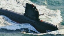 中国潜艇曾突破12艘护航舰 逼近美国小鹰号航母