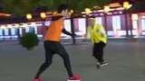 《奔跑吧兄弟3》李晨单挑“豹鹿” 力量爆棚