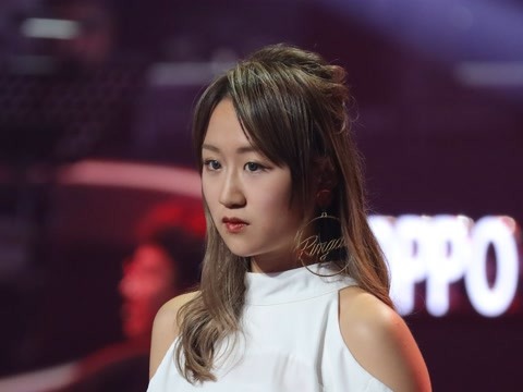 《中国好声音》纯享:jc陈泳彤《说散就散》