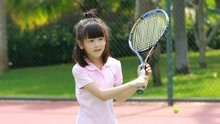 明星孩子也拼命！田亮女儿苦练网球，双脚起血泡让人心疼