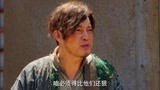 秀才遇到兵：三炮让小红把口红涂上，到时候亲亲留口红印？