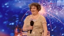 英国达人秀：苏珊大妈的英国达人秀首秀，评委听得眼含热泪
