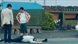 坏蛋必须死：中国游客打晕警察，三人竟去请神父帮忙！