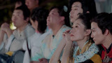 《青春环游记2》春游家族欣赏灯光秀 大型实景水幕秀来袭