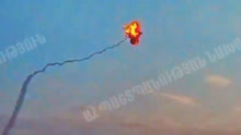 亚美尼亚公布击落阿直升机及无人机画面 军机被击中空中化为火球