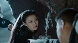 《侦探语录》加贞和冯万江从鳄鱼崖上掉了下去 加贞终是为了爱的人而离去