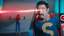 看过西班牙版《超人》吗？说实话，感觉就是来搞笑的！