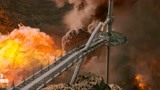 天火：火山突然爆发太恐怖了，熔浆直接飞溅，大自然的力量太强大