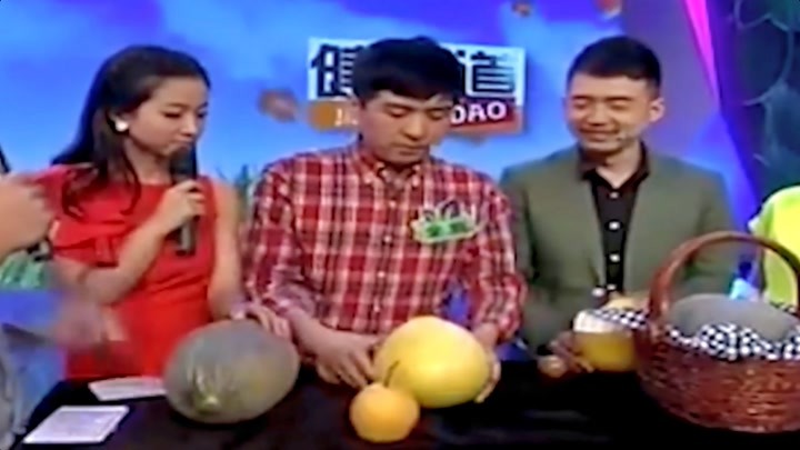 刘钊老师挑水果真是一把好手，来参观一下，你震惊么
