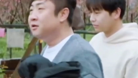線上看 喬杉：好傢伙你老小子想藥死我黃磊  (2025) 帶字幕 中文配音，國語版
